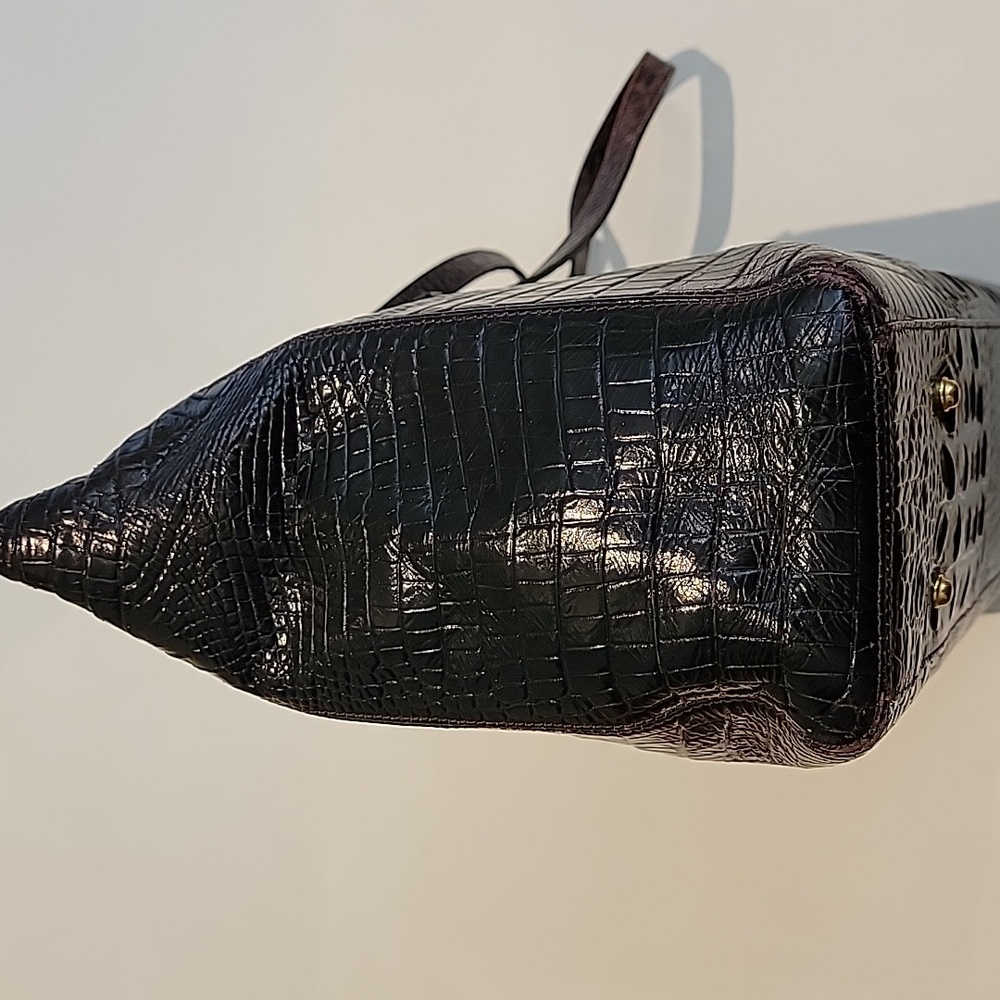 BRAHMIN Crocodile-Embossed Brown Leather Bag.  16"w x 10"h x 3.5 D - Picture 8 of 13